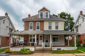 220 N 7th St, Emmaus, PA 18049