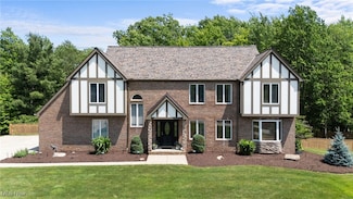10061 Brookside Cir, North Royalton, OH 44133
