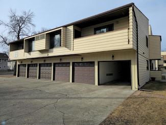 820 10th St S Unit C20, Fargo, ND 58103