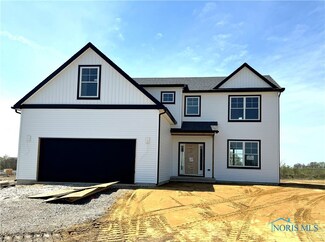 1879 Caleb Ct, Waterville, OH 43566