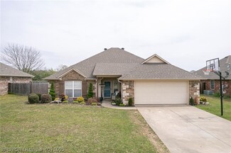 814 Laurel Way, Alma, AR 72921