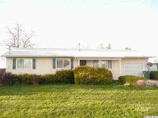 704 Boulevard St, Craigmont, ID 83523