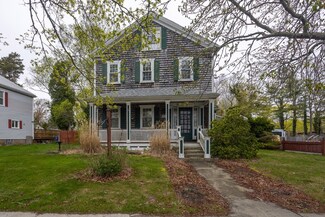 112 Washington St, Fairhaven, MA 02719