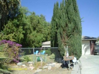 7762 Liberty Ave, Corona, CA 92881