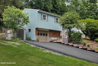 273 Pinehurst Ave, Rensselaer, NY 12144