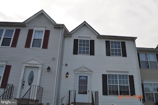 2157 Fort Donelson Ct, Dumfries, VA 22026