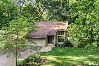 1364 N Forrest Dr, Germantown Hills, IL 61548