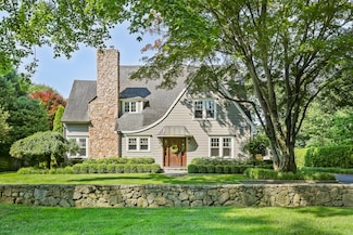 11 Old Hill Rd, Westport, CT 06880