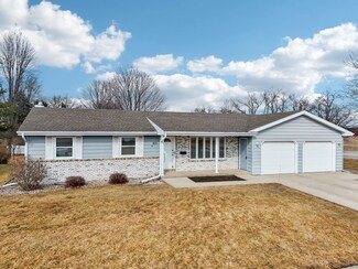 801 Centennial Pkwy, Waunakee, WI 53597
