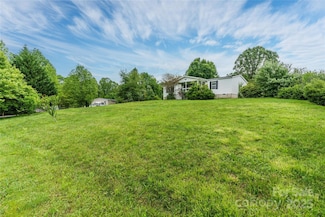 445 Old Holbert Rd, Hendersonville, NC 28792