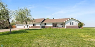 342 3rd Ave N, Casselton, ND 58012