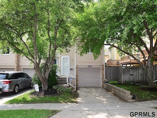 3821 Davenport St, Omaha, NE 68131