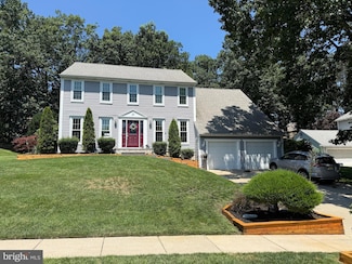 27 Whyte Dr, Voorhees, NJ 08043