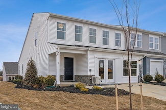 200 Olympus Rd, Charles Town, WV 25414