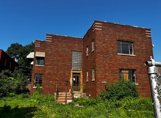 11572 S Front Ave, Chicago, IL 60628