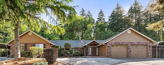 3322 Pacific Way, Longview, WA 98632