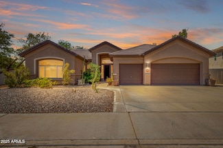 2463 E Goldenrod St, Phoenix, AZ 85048