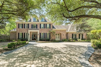 655 Strey Ln, Houston, TX 77024