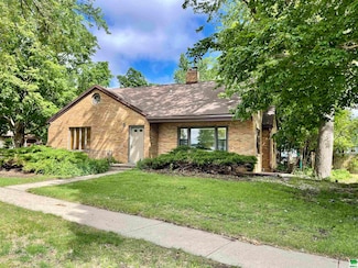 701 E Lakeshore Dr, Storm Lake, IA 50588
