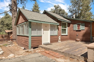 32940 Chipmunk Ln, San Bernardino, CA 92382