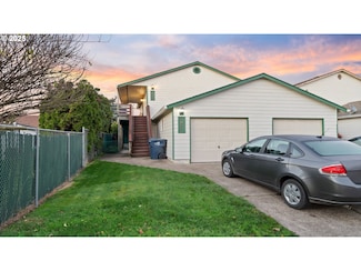 1905 17th St, Springfield, OR 97477