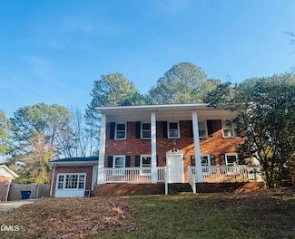 2513 Foxgate Dr, Raleigh, NC 27610