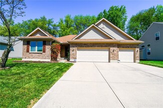 2250 Harmony Dr, Xenia, OH 45385