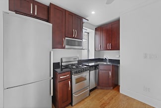 202 S 2nd St Unit 6, New York City, NY 11211