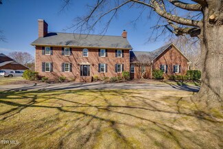 1004 Winchester Ln, Kingsport, TN 37660
