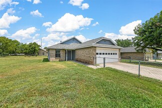 2913 Weston Dr, Denton, TX 76209