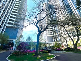 4250 N Marine Dr Unit 1230, Chicago, IL 60613