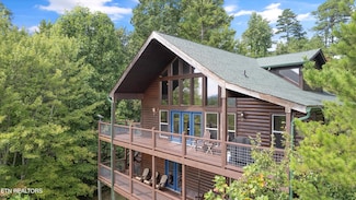 3779 Old Mountain Rd, Sevierville, TN 37876