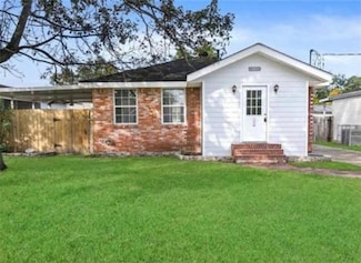 32 Old Hickory St, Chalmette, LA 70043