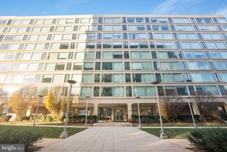 1101 3rd St SW Unit 104, Washington, DC 20024