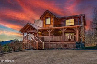 2456 Hackberry Dr, Sevierville, TN 37862