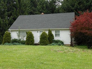 3554 Melwood Rd, Leechburg, PA 15656