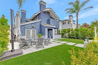 1916 Pine St, Huntington Beach, CA 92648