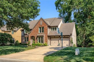 8441 Hallet St, Lenexa, KS 66215