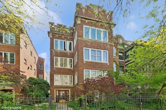 5863 N Kenmore Ave Unit 2, Chicago, IL 60660