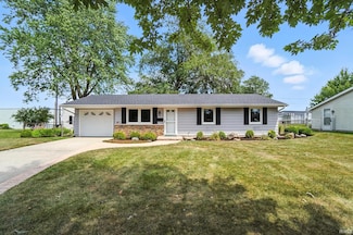 1830 Romane Dr, Fort Wayne, IN 46808