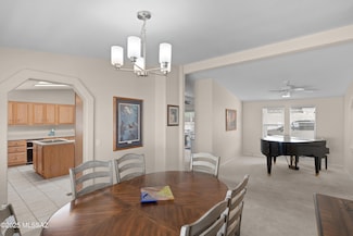 7630 W Edgestone St, Tucson, AZ 85735