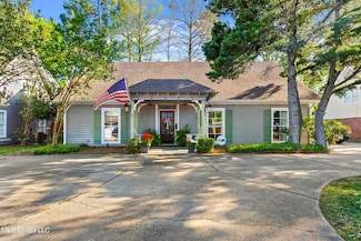 1615 Sheffield Dr, Jackson, MS 39211