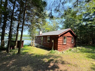 N9915 Loon Lake Ln, Elcho, WI 54428
