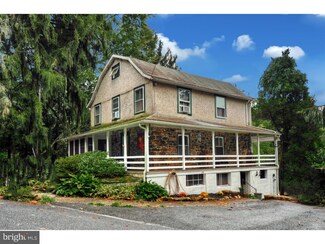 117 Woodside Dr, Boyertown, PA 19512