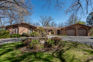 511 Deerpath Dr, Winthrop Harbor, IL 60096