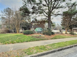 233 Summerwalk Cir, Chapel Hill, NC 27517