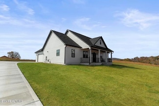 225 Sam & Maria Way, Lafollette, TN 37766