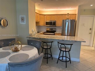 1520 Mckinley St Unit 103E, Hollywood, FL 33020