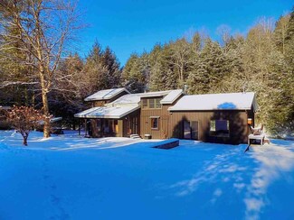 105 Hidden Valley Dr, Cambridge, VT 05444