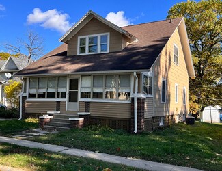 303 Park Ave, Prophetstown, IL 61277